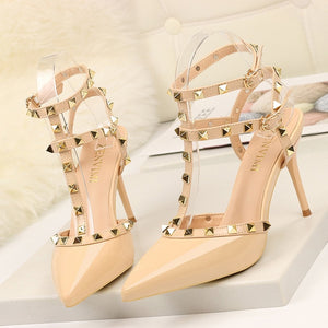 Rivet High Heels Luxury Designer Women Shoes Ladies Pumps Sexy Spring Summer 2019 Fashion Sandals Office Dress White Black Shoes
