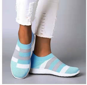 New Women Sneakers Vulcanized Shoes Sock Sneakers Women Summer Slip On Flat Shoes Women Plus Size Loafers